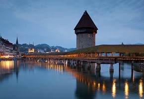 Lake Lucerne Sunset Cruise with Dinner